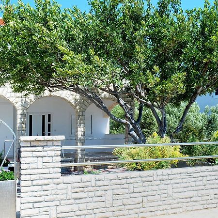 Apartment Danijela Primošten Екстериор снимка