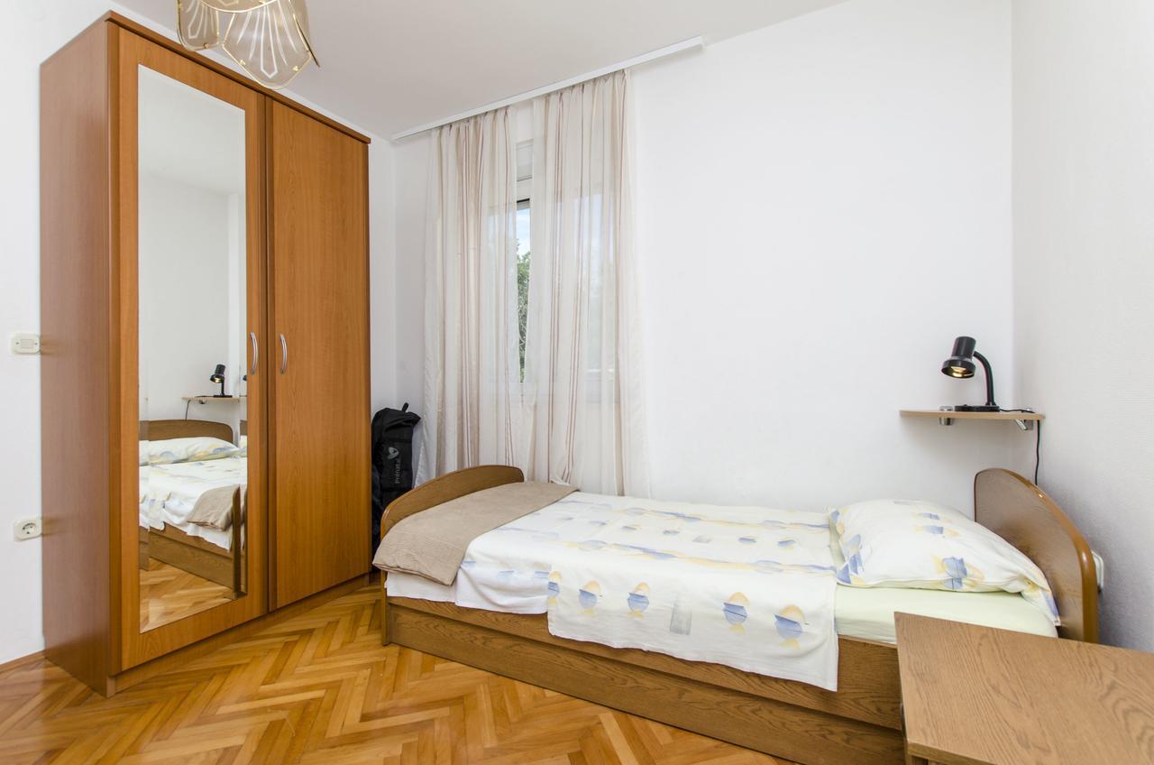 Apartment Danijela Primošten Екстериор снимка