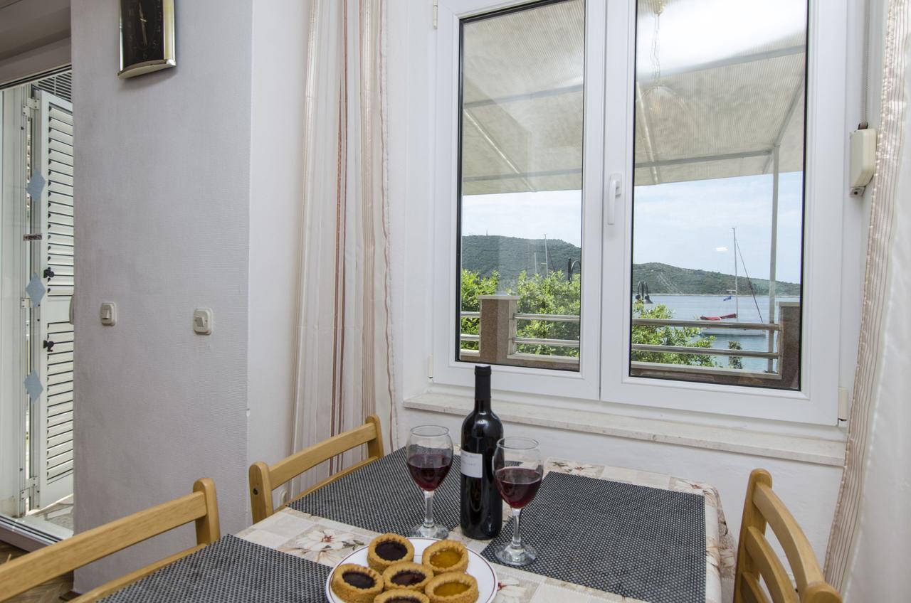 Apartment Danijela Primošten Екстериор снимка